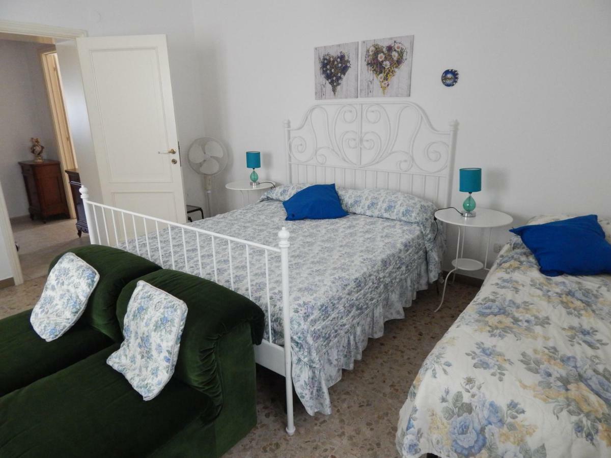Casa Linda, A Due Passi Dal Mare Apartment Numana Exterior photo